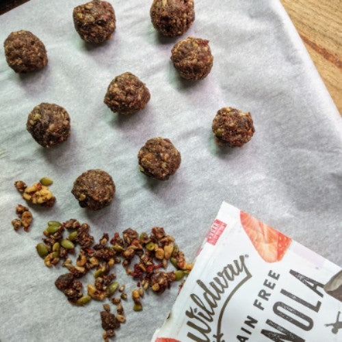 paleo and grain-free dark chocolate energy balls