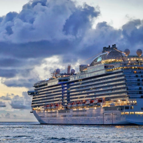 Travel: Cruise, Canary Islands, Bahamas