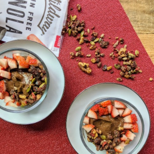 healthy dark chocolate strawberry pudding