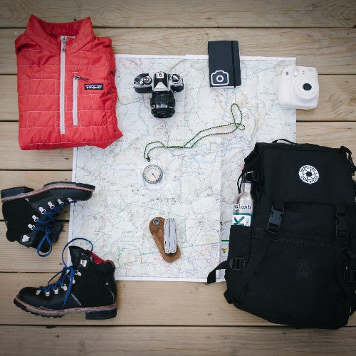 what to pack when you go hiking