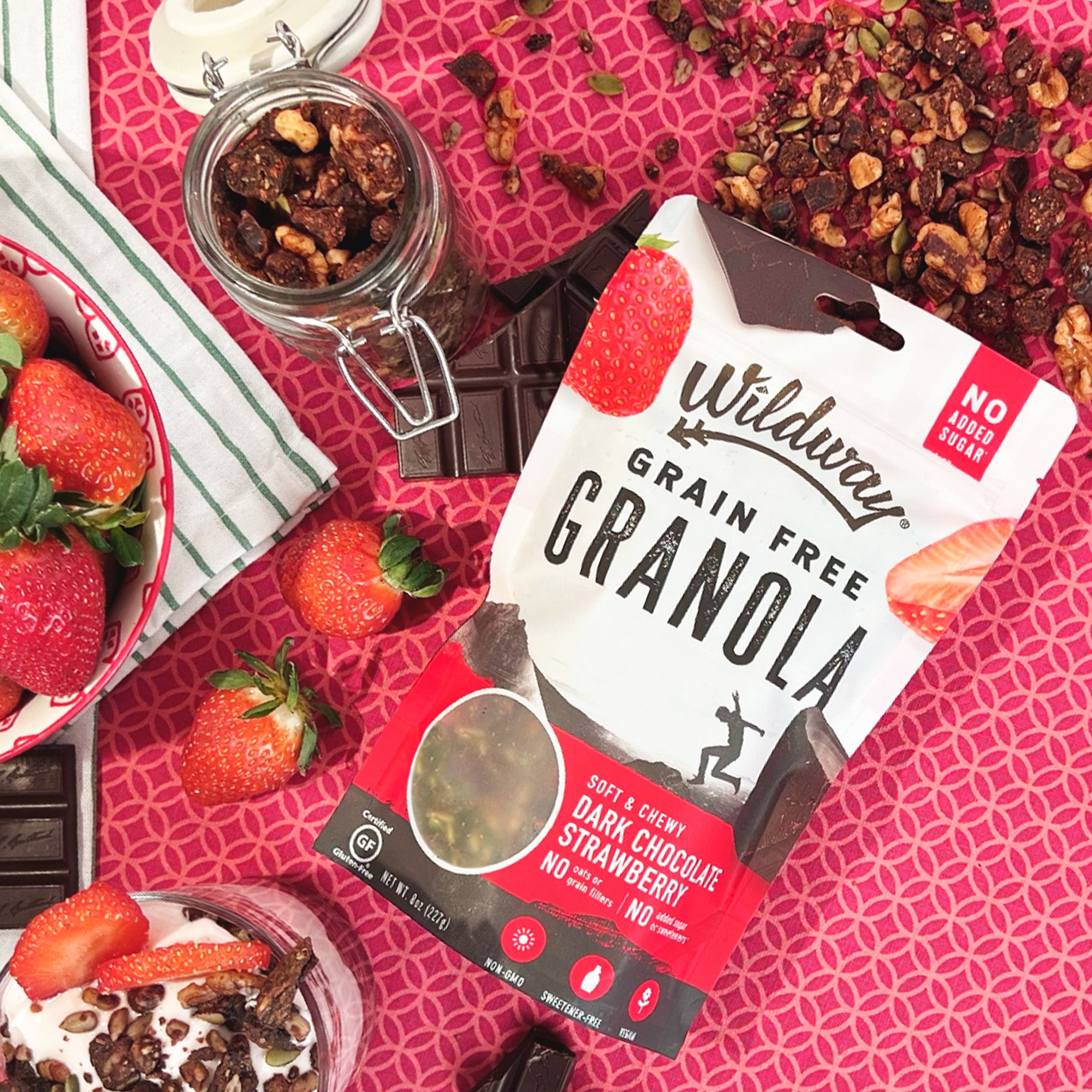 Grain-free, Vegan Granola: Dark Chocolate Strawbery, 8oz | Wildway